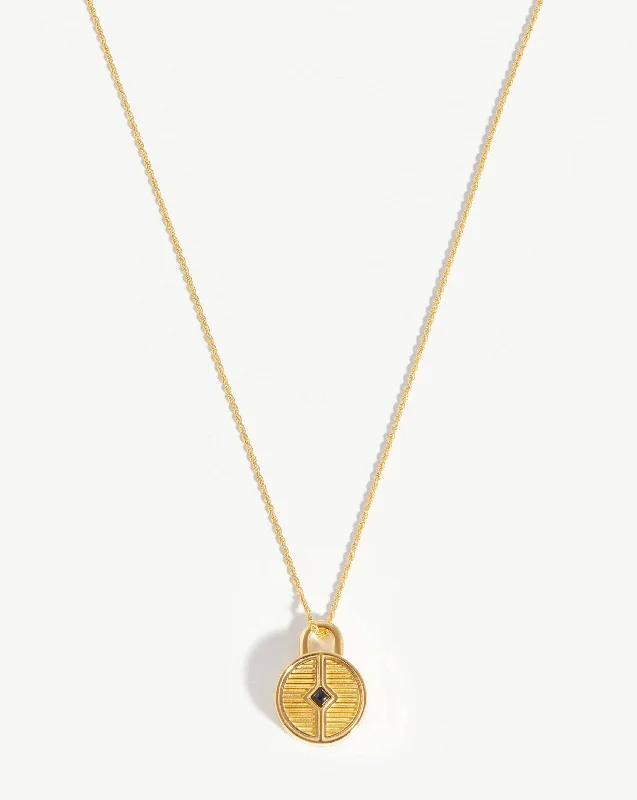 Round Ridge Locket Necklace | 18k Gold Plated/Black Onyx