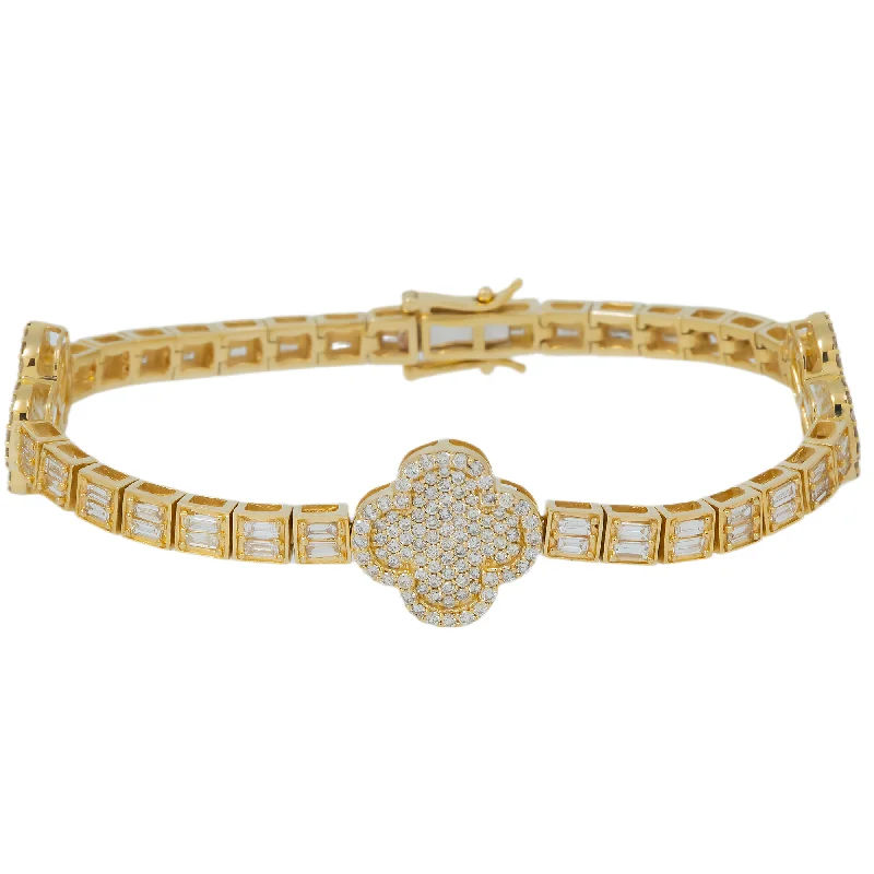 10K GOLD TWO TONE ROUND AND BAGUETTE DIAMONDS CLOVER BRACELET 3.50 CT