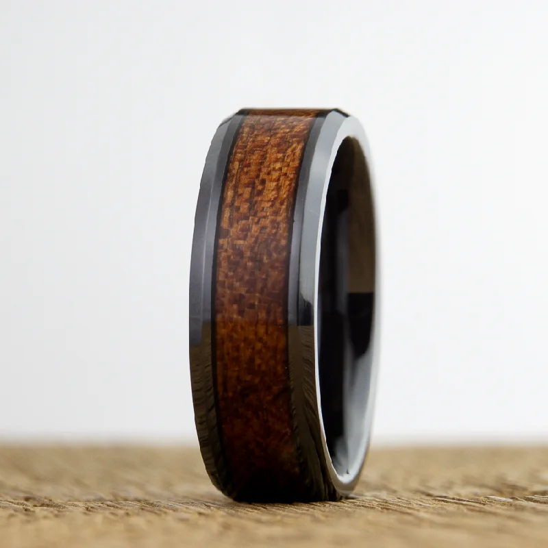 Acacia wood on Black ring