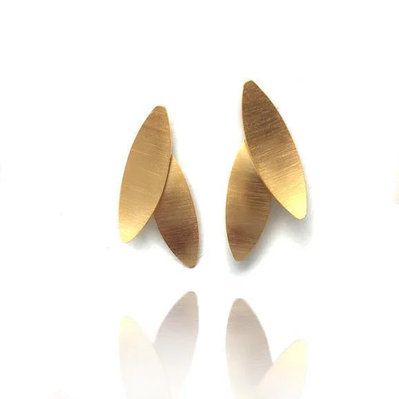 Minimalist Stackable Rings Gold Two Long Petal Studs