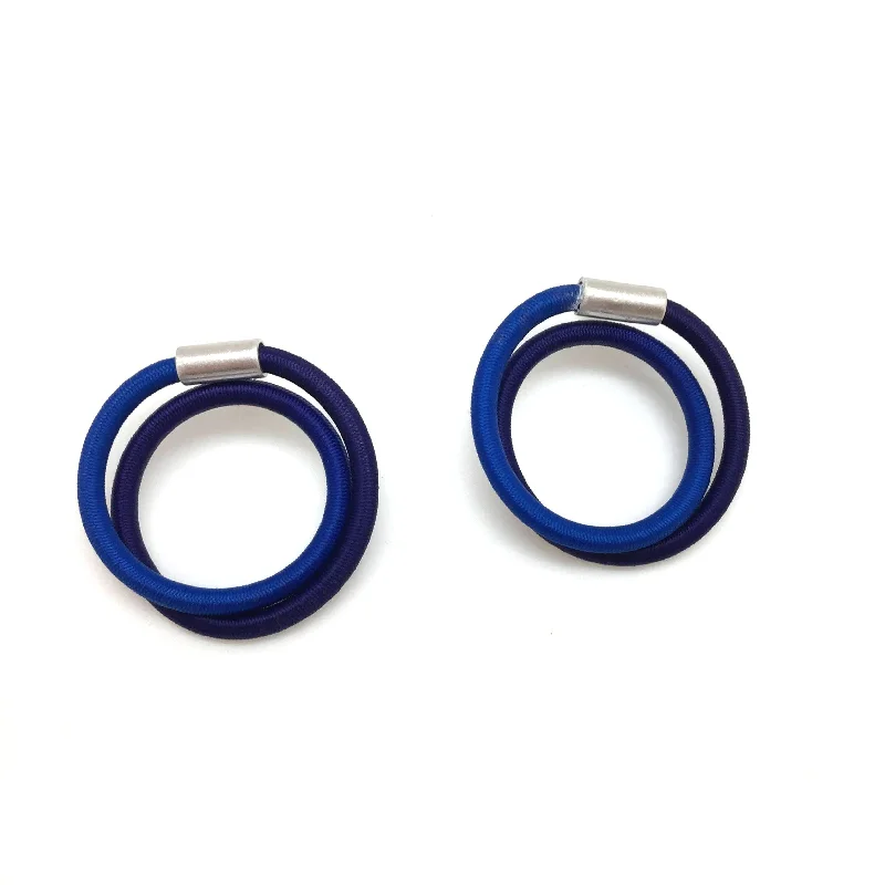 White Gold Chain Medium Blue Coil Hoops